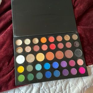 james charles eyeshadow pallete